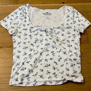 Floral Hollister baby tee.